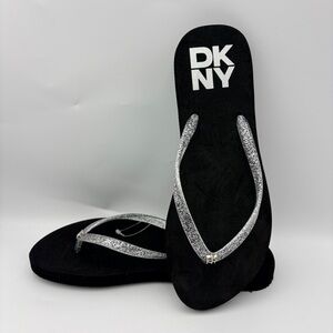 DKNY Black Flip Flops with Silver Glitter Straps NWOT size 8